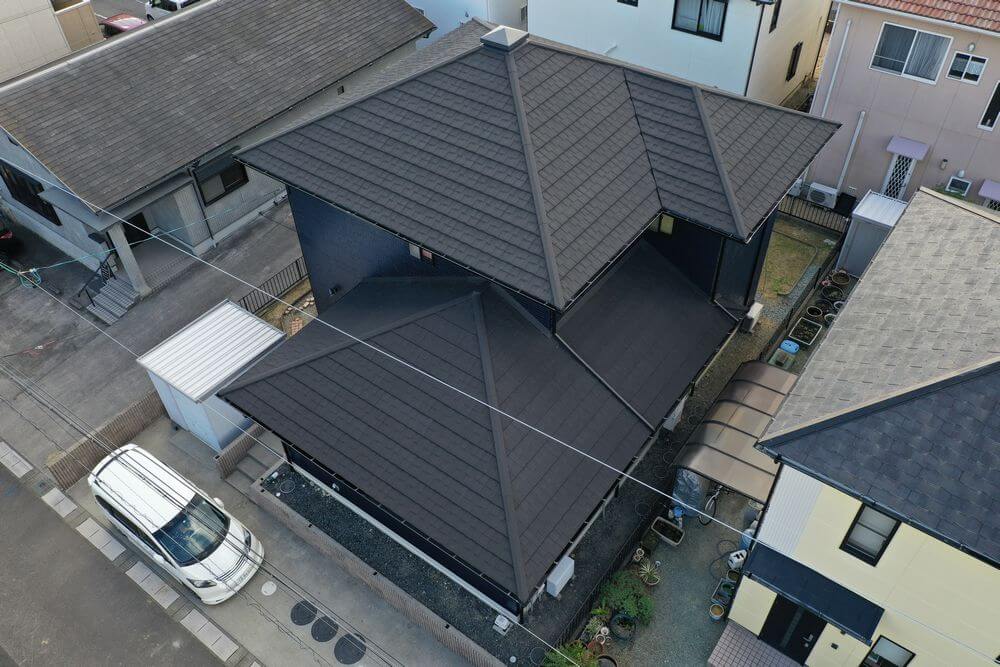 施工後(屋根) 2 (4) (1) 奈良県生駒市T様【屋根カバー工法】施工後