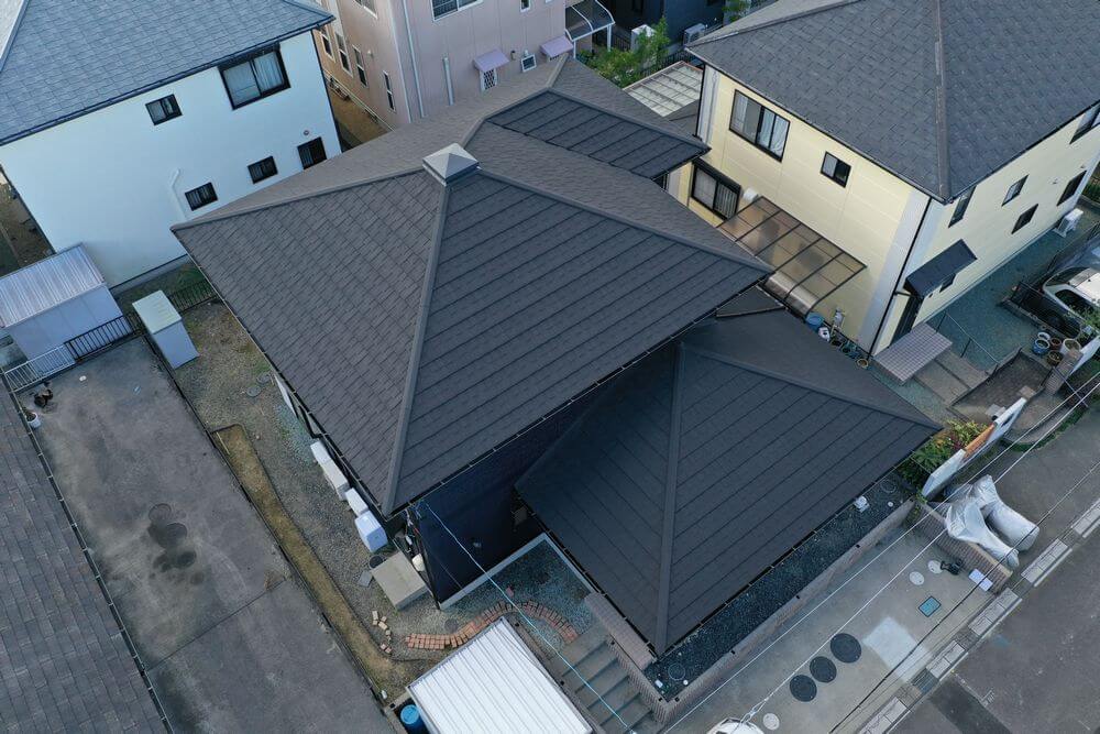 施工後(屋根) 3 (2) (1) リペイント匠:三重県鈴鹿市T様【屋根カバー工法】施工後
