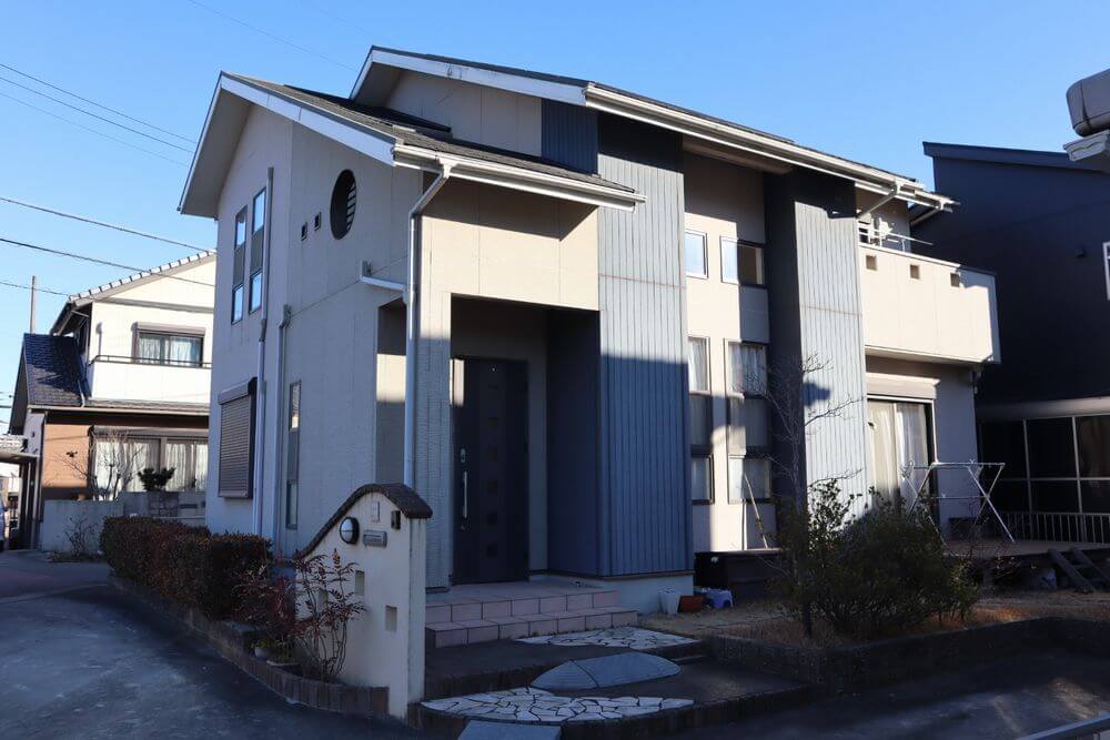 施工前 1 (6) (1) リペイント匠、屋根塗装、外壁塗装前、ガイナ