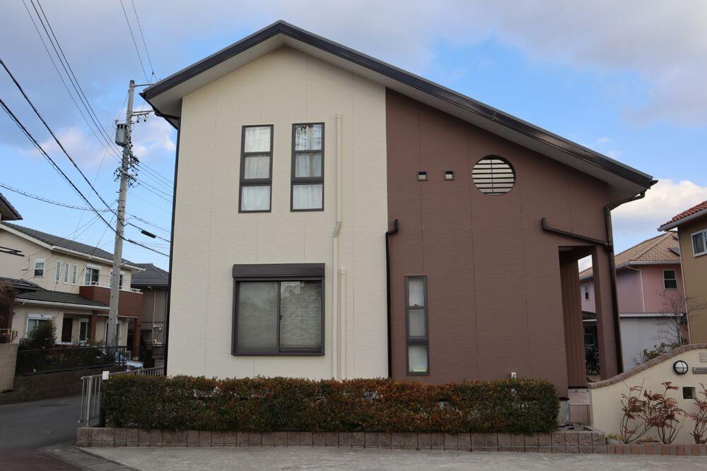 施工後 2 (7) (1) リペイント匠、屋根塗装、外壁塗装後、ガイナ