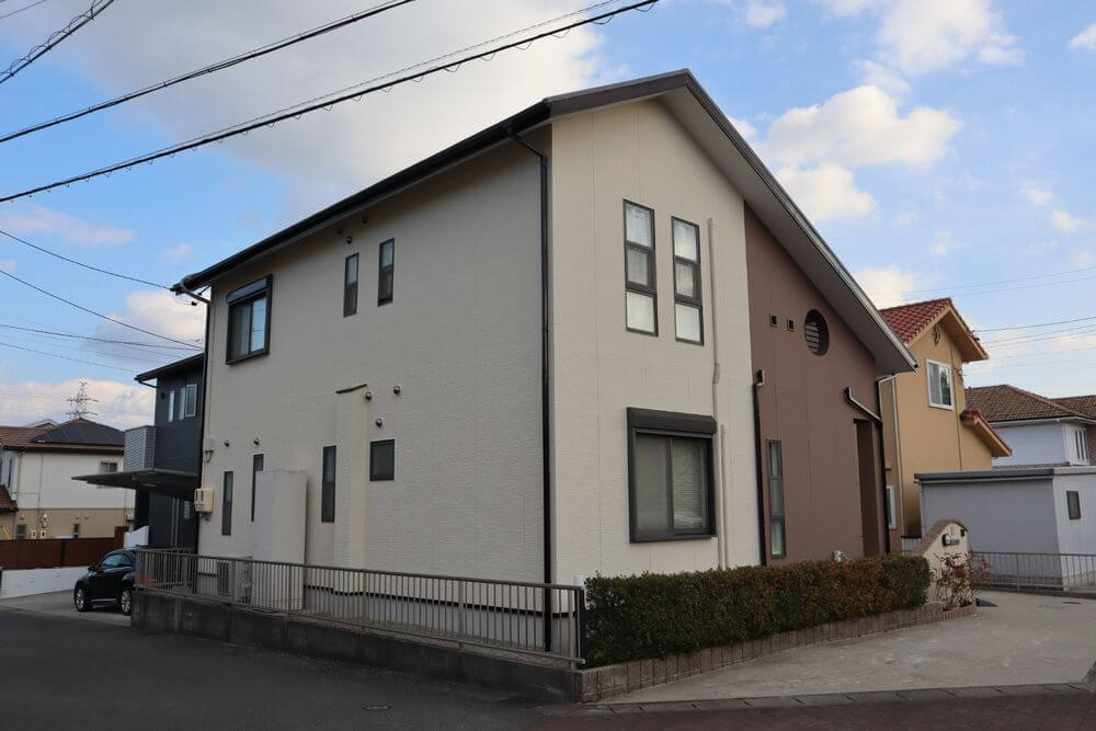 施工後 3 (5) (1) リペイント匠、屋根塗装、外壁塗装後、ガイナ