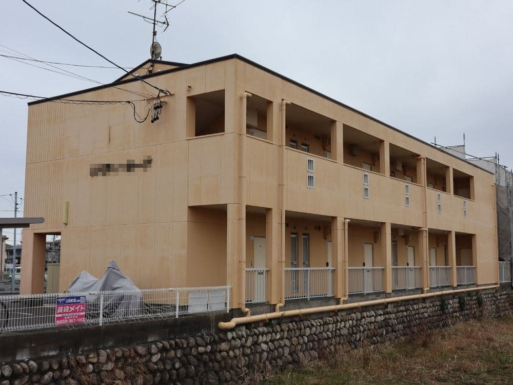 生駒市_F様_施工前2 生駒市の外壁塗装、屋根塗装をリペイント匠が施工した写真