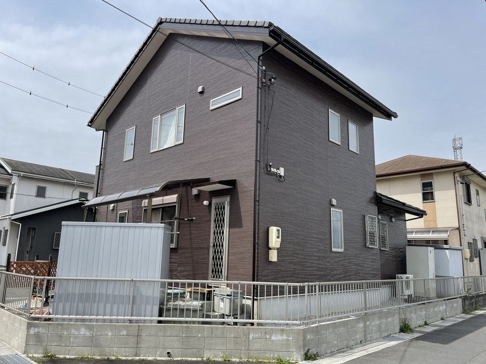 生駒市_S様_施工後3 生駒市の外壁塗装をリペイント匠が施工した写真
