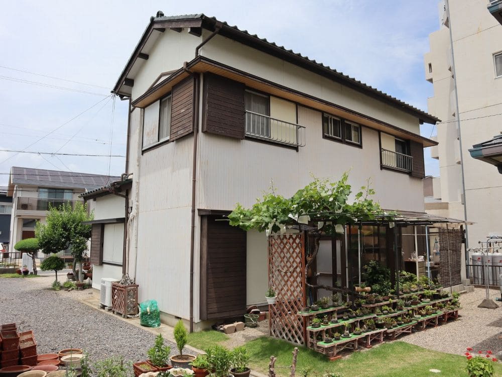 生駒市の外壁塗装をリペイント匠が施工した写真