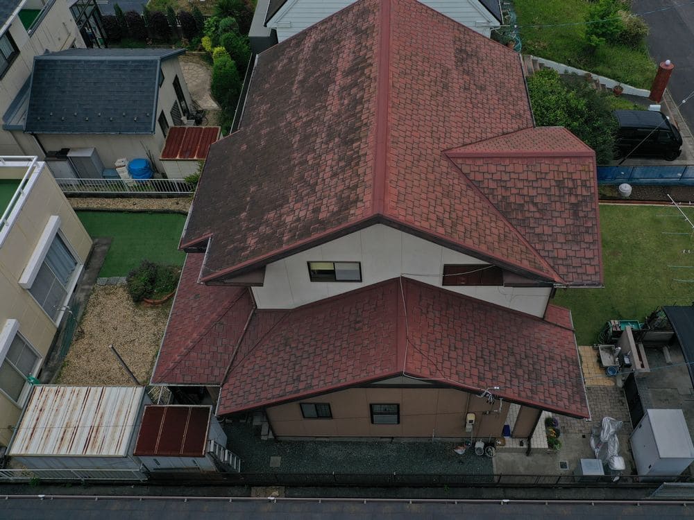 施工前_屋根_西 生駒市の外壁塗装、屋根カバー工事をリペイント匠が施工した写真