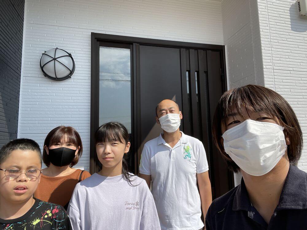 記念写真 (2) (1) 生駒市 外壁塗装 リペイント匠