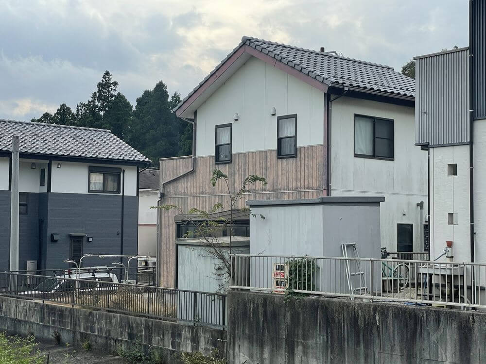 施工前4 (1) 奈良市 外壁塗装 リペイント匠