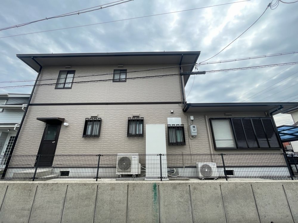 M様亀山施工後_外壁全体 (1) 生駒市 外壁塗装 リペイント匠