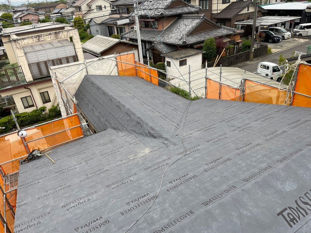 H様(生駒市)ルーフィング張り 生駒市の外壁塗装、屋根工事をリペイント匠が施工した写真
