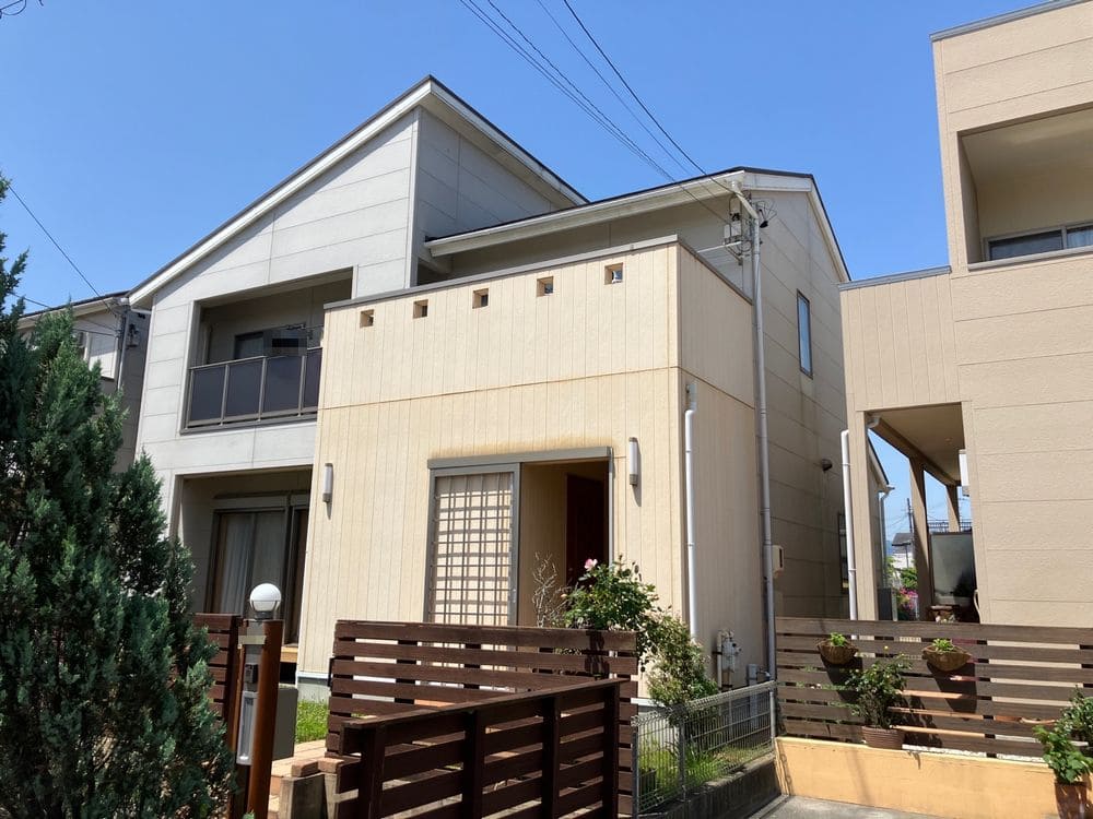 奈良市Y様_施工前_外壁全体 (2) 奈良市 外壁塗装 リペイント匠
