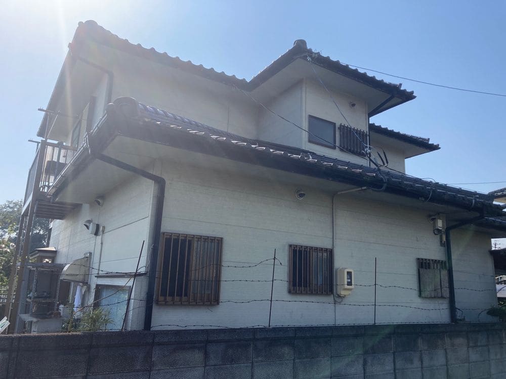 奈良市牧町I様_施工前_外壁全体 (1) 奈良市 外壁塗装 リペイント匠