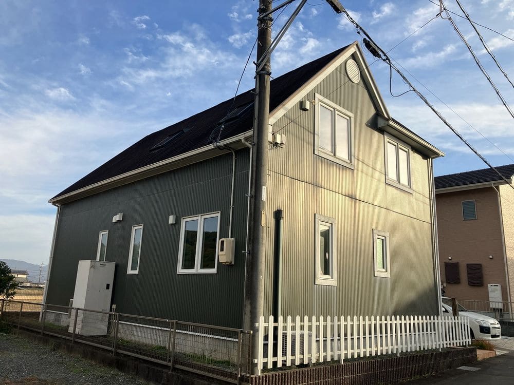 N様(度会郡)施工前_外壁全体(2) 度会郡 外壁塗装 リペイント匠