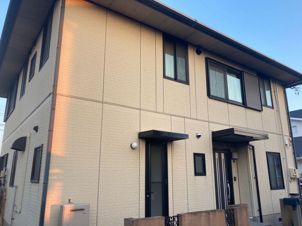奈良市牧町H様_施工前_外壁全体 (3) 奈良市 外壁塗装 リペイント匠