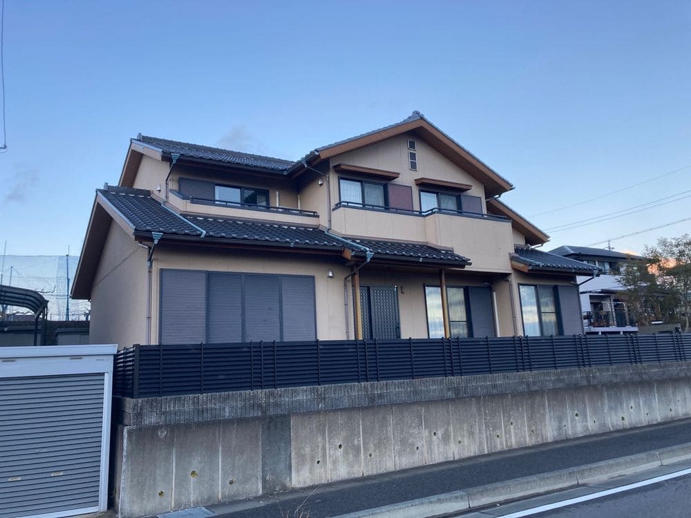 奈良市高茶屋小森町H様_外壁全体_施工前 (1) 奈良市 外壁塗装 リペイント匠