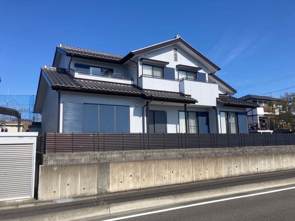 奈良市高茶屋小森町H様_施工写真_外壁全体 (2) 奈良市 外壁塗装 リペイント匠