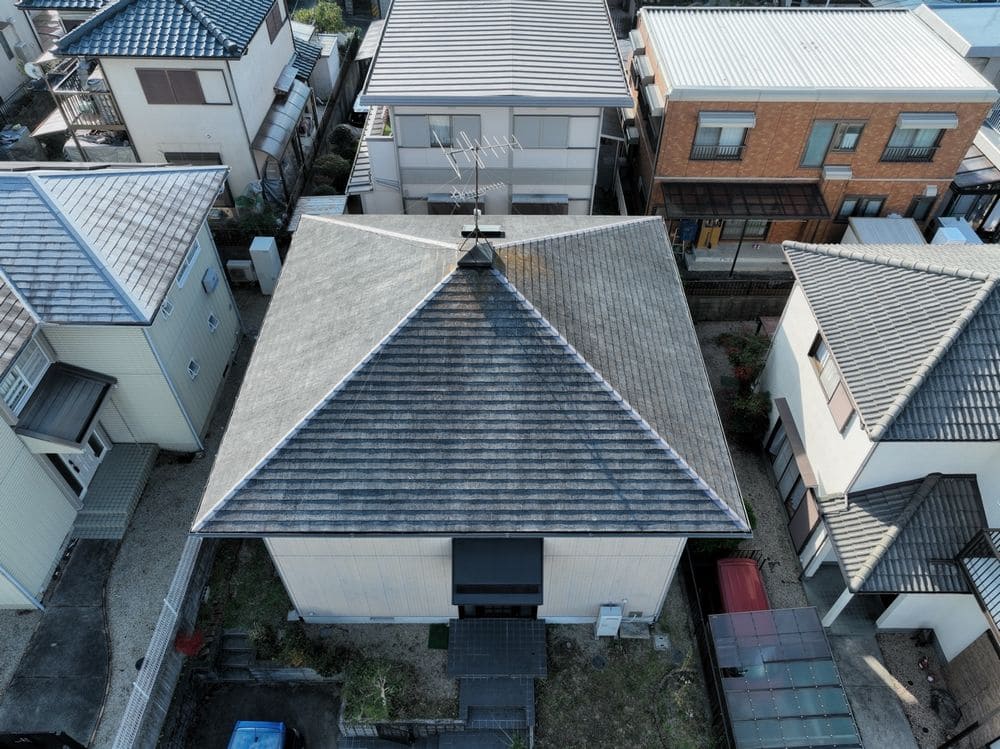 橿原市つつじが丘T様_施工前_屋根全体 橿原市 屋根工事 リペイント匠