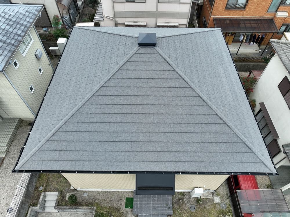 橿原市つつじが丘T様_施工後_屋根全体 橿原市 屋根工事 リペイント匠