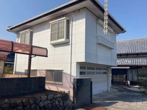 奈良市芸濃町T様_施工前_外壁全体-2-500x375 奈良市 外壁塗装 リペイント匠