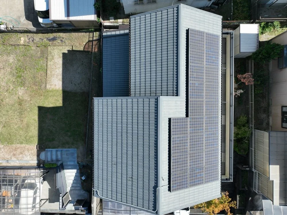 奈良市の屋根塗装をリペイント匠が施工した写真