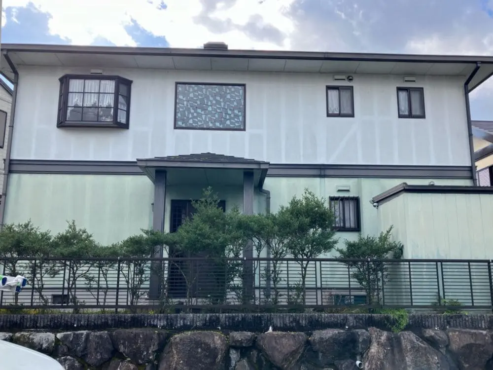 M様(橿原市)_施工前_外壁全体-2-1 橿原市の外壁塗装をリペイント匠が施工した写真