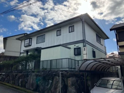 M様(橿原市)_施工前_外壁全体-4-500x375 橿原市の外壁塗装をリペイント匠が施工した写真
