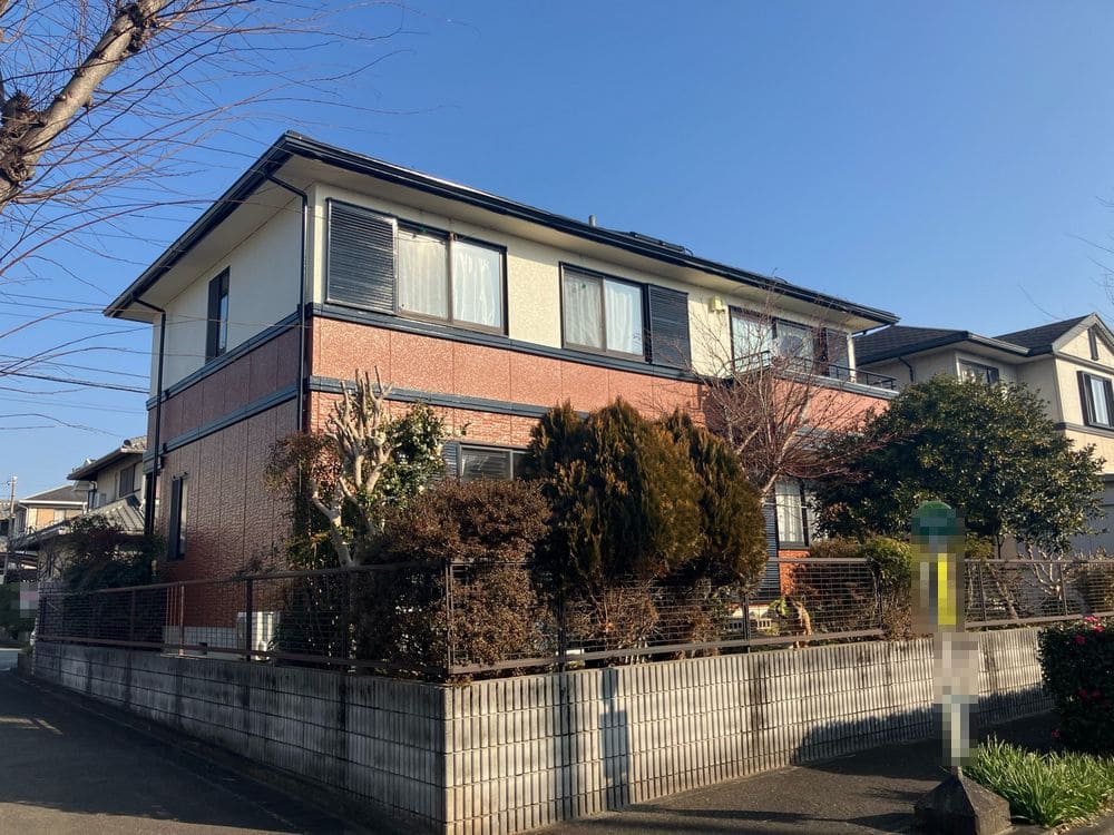 奈良市の外壁塗装、屋根カバー工事をリペイント匠が施工した写真
