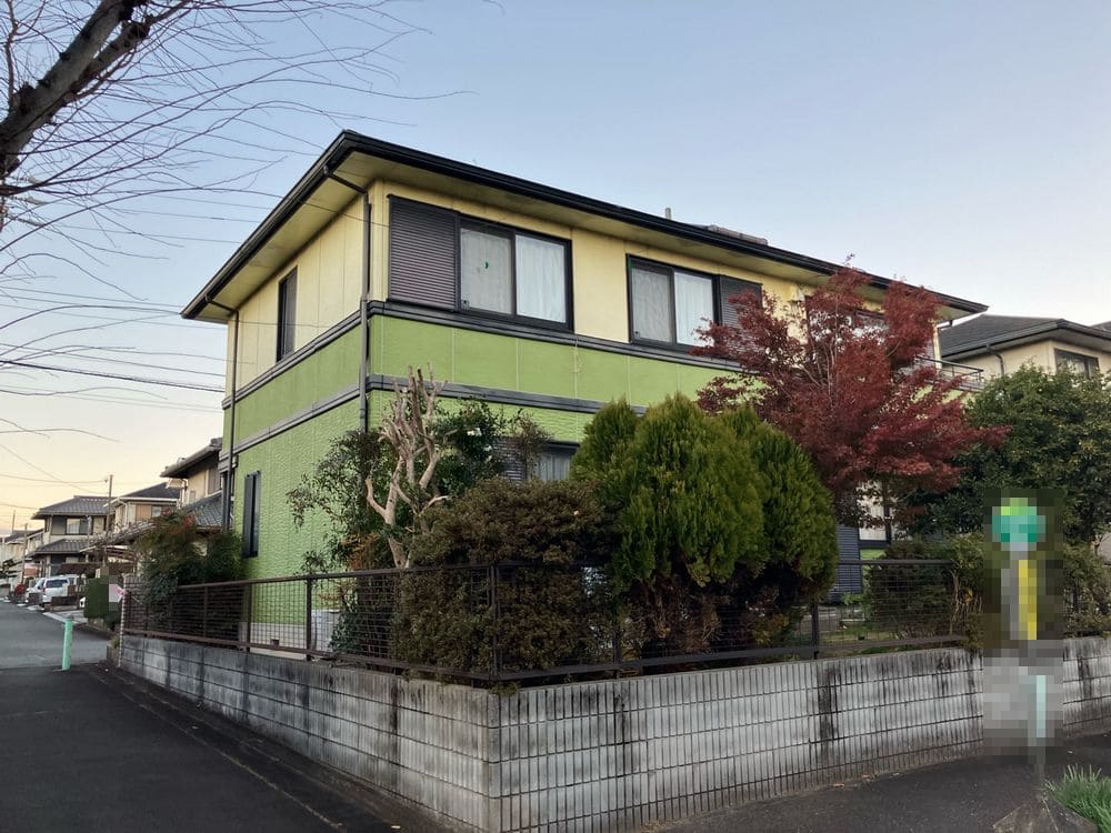 奈良市の外壁塗装、屋根カバー工事をリペイント匠が施工した写真