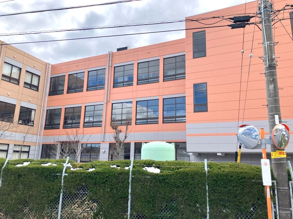 ■奈良市の外壁塗装をした例　奈良市の外壁塗装をリペイント匠が施工した写真