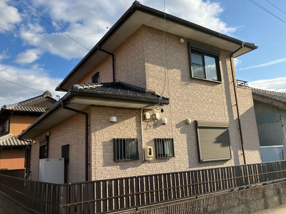 K様(奈良市)施工前_外壁3 奈良市の外壁塗装をリペイント匠が施工した写真