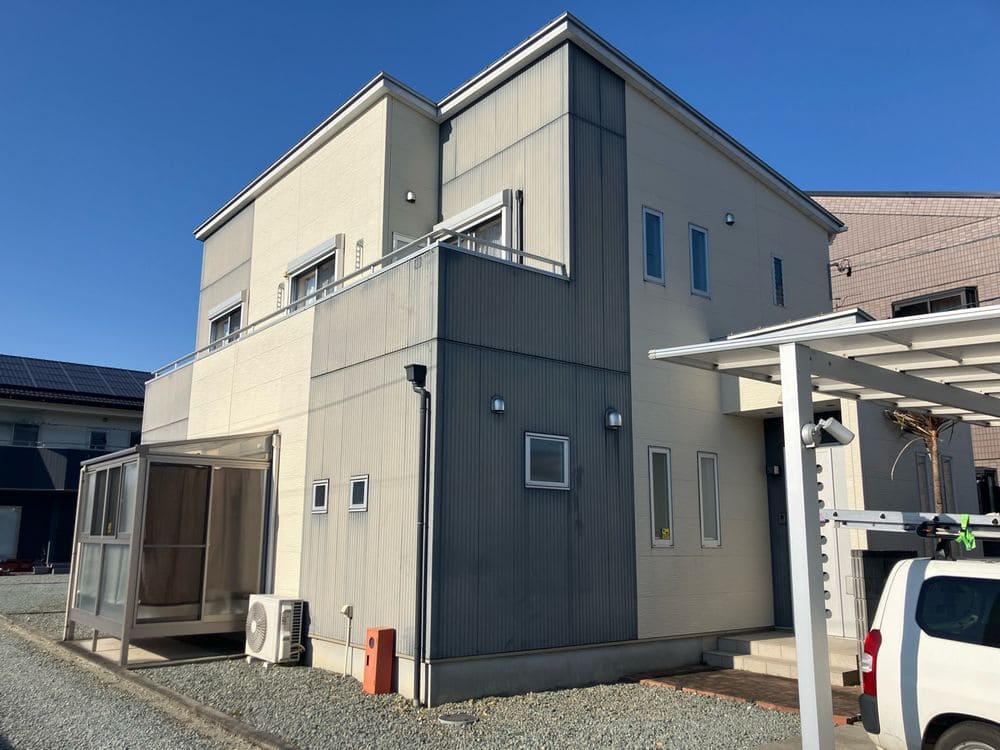 O様(橿原市)施工前_外壁3 橿原市の外壁塗装、屋根塗装をリペイント匠が施工した写真