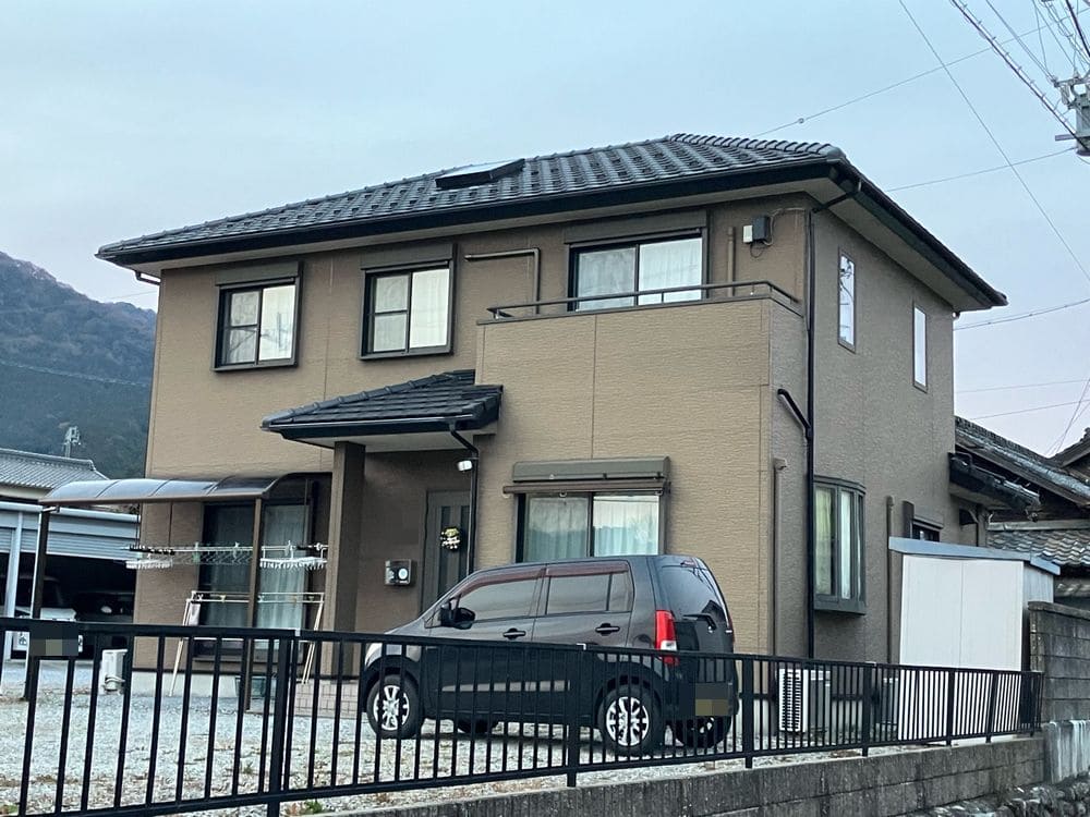 奈良市の外壁塗装、屋根塗装をリペイント匠が施工した写真