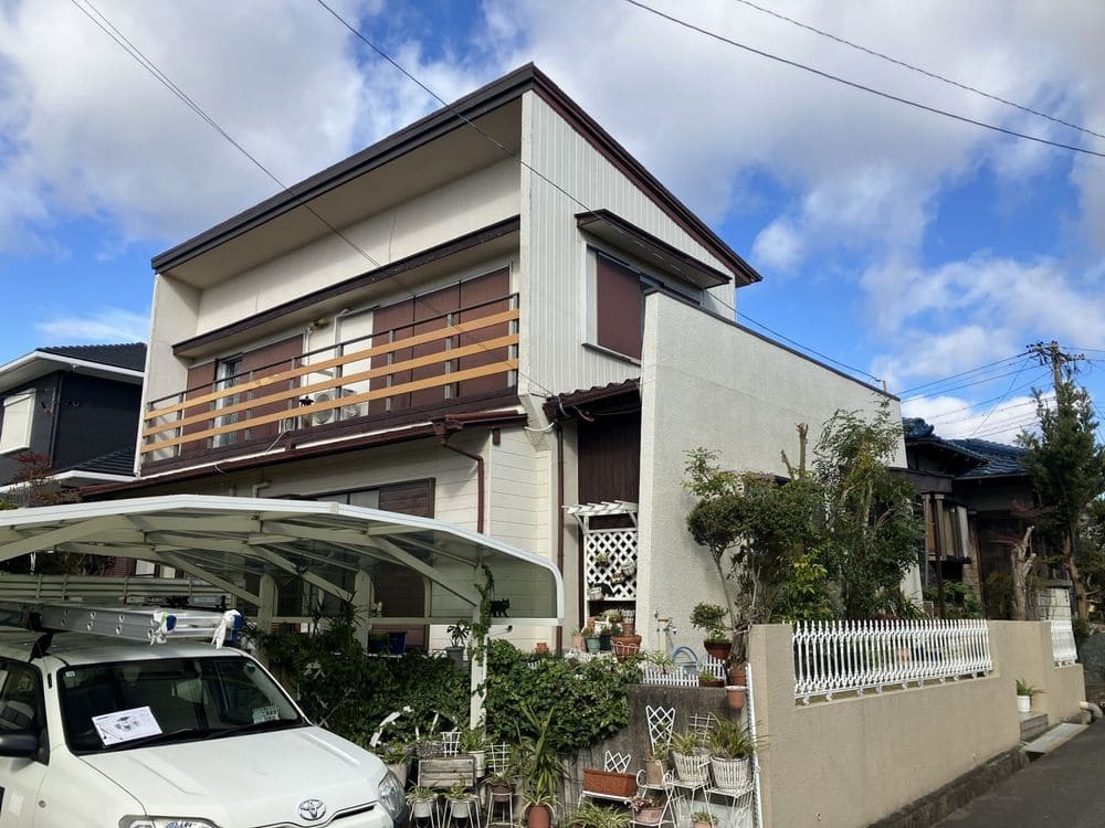 奈良市 外壁塗装 リペイント匠 奈良市の外壁塗装をリペイント匠が施工した写真