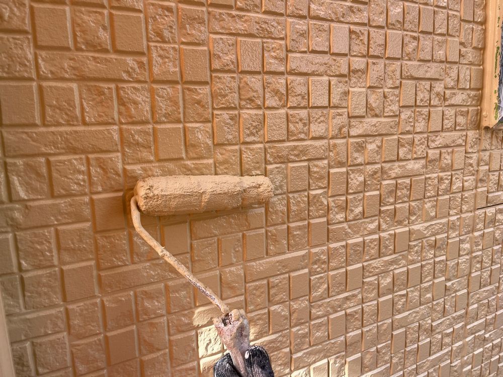 H様(奈良市)外壁_上塗り 奈良市の外壁塗装、屋根塗装をリペイント匠が施工した写真