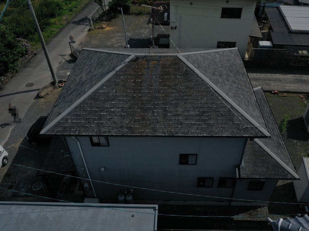 屋根_施工前2 生駒市の外壁塗装、屋根カバー工事をリペイント匠が施工した写真