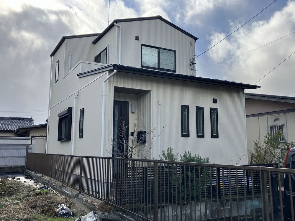 奈良市の外壁塗装をリペイント匠が施工した写真