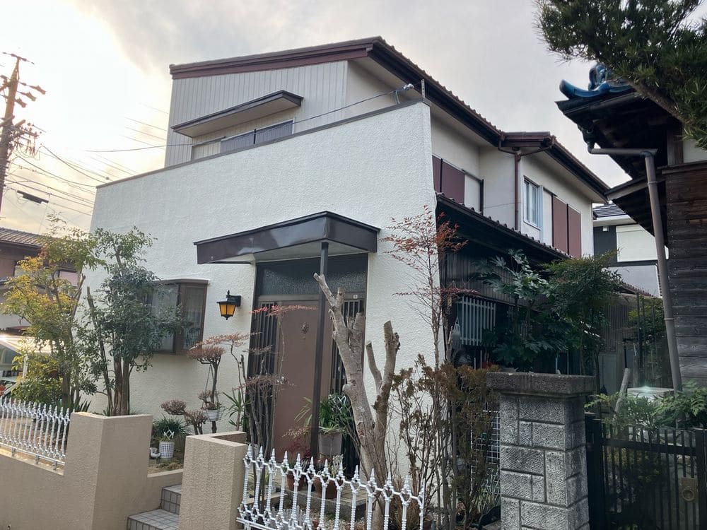 奈良市 外壁塗装 リペイント匠 奈良市の外壁塗装をリペイント匠が施工した写真