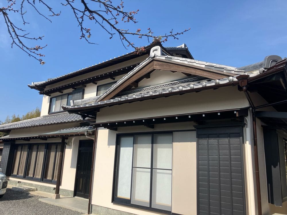 奈良市の外壁塗装をリペイント匠が施工した写真