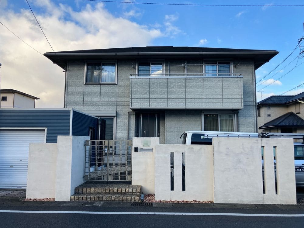 Y様(久居)施工前_外壁全体 奈良市の外壁塗装、屋根塗装をリペイント匠が施工した写真