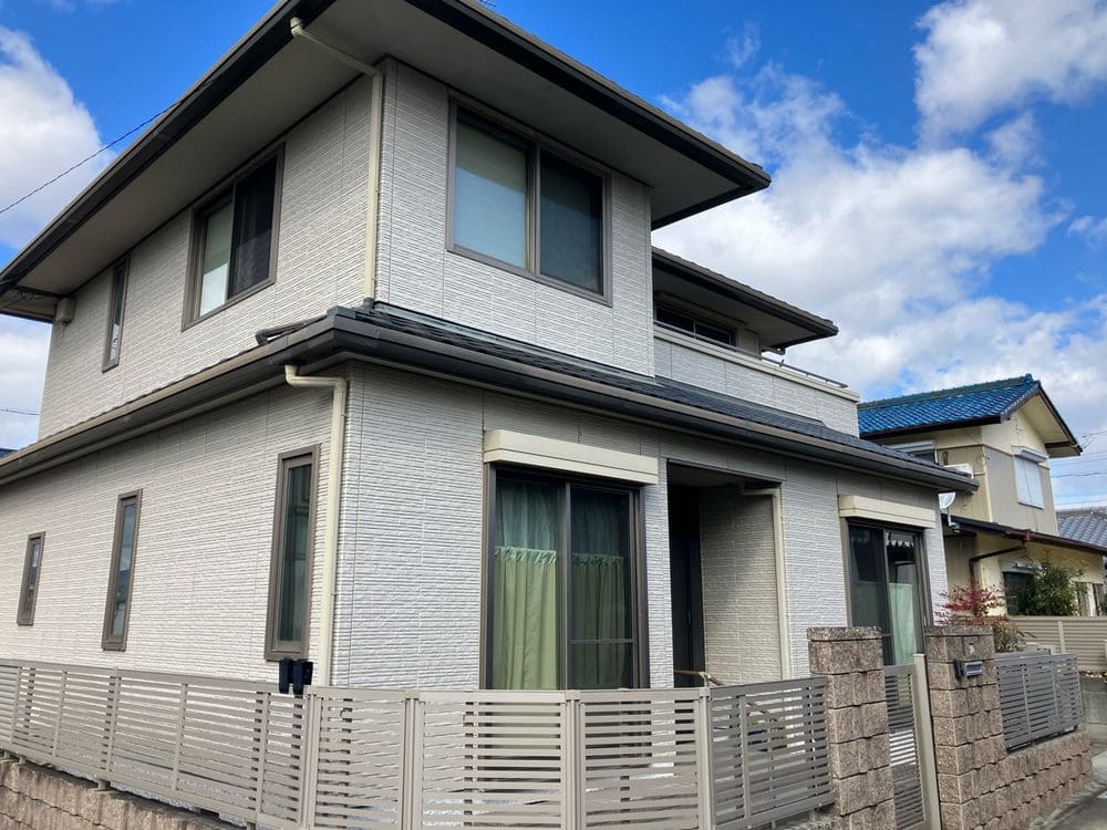 奈良市の外壁塗装をリペイント匠が施工した写真
