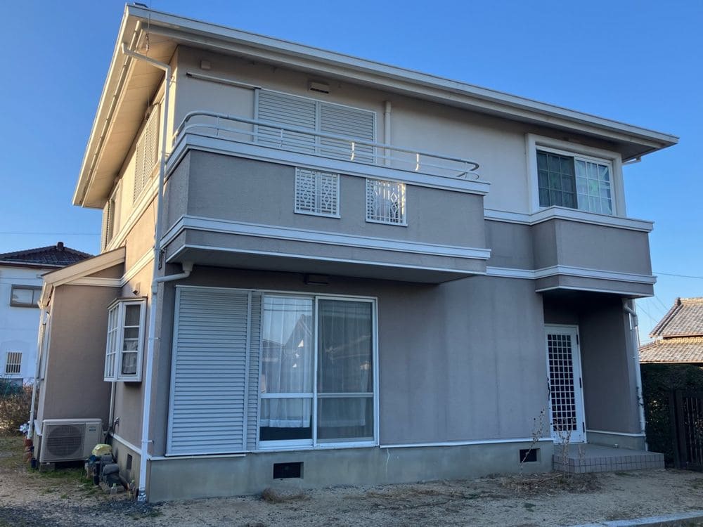 B様(奈良市分部)_施工前_外壁全体 (5) 奈良市の外壁塗装、屋根塗装、防水工事をリペイント匠が施工した写真