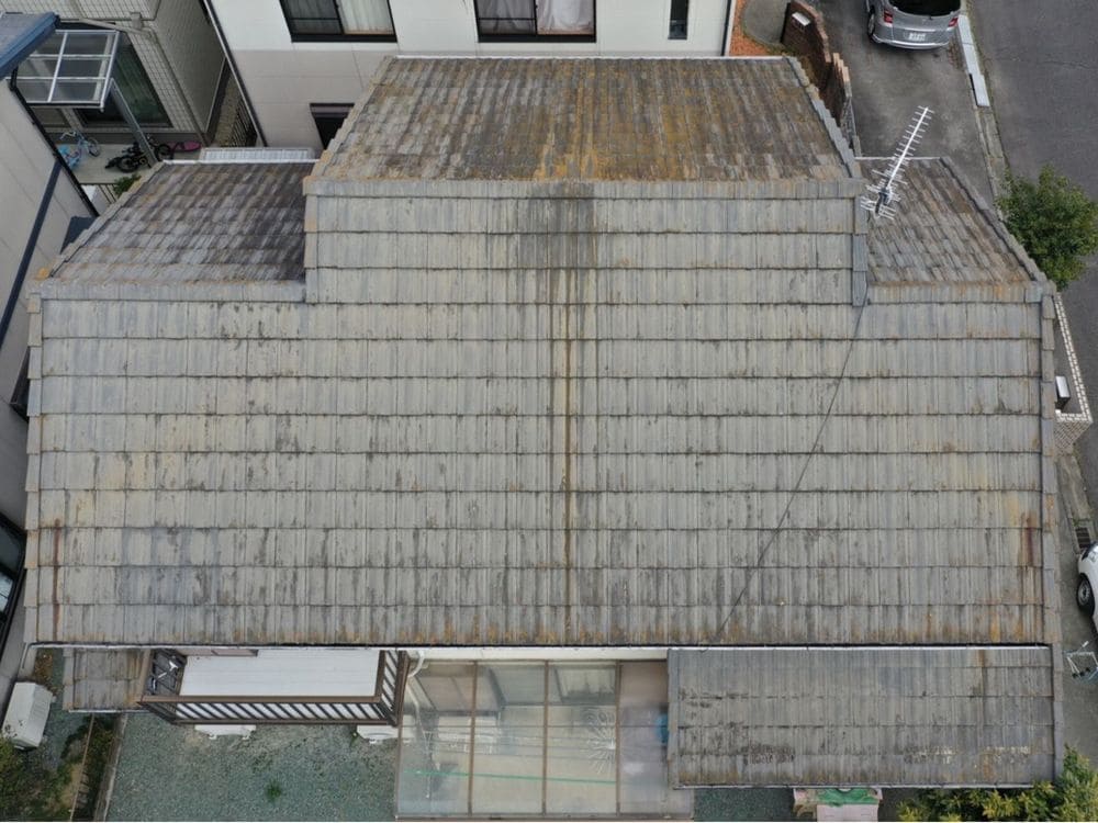 H様(奈良市)施工前_屋根 奈良市の屋根葺き替え工事をリペイント匠が施工した写真