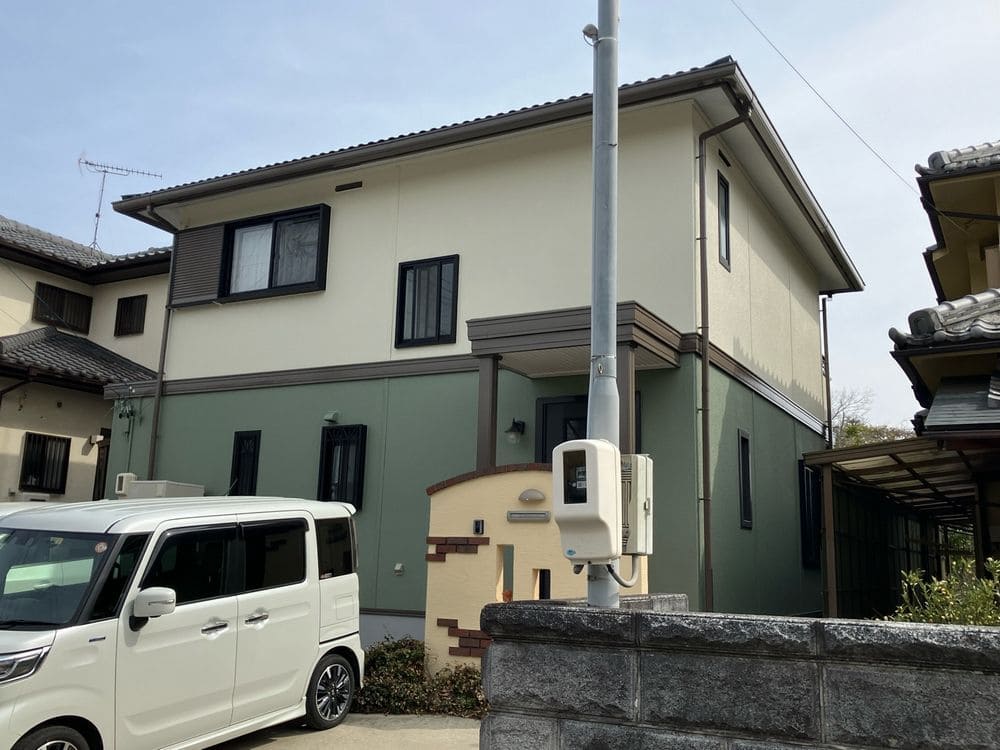 K様(橿原市希望が丘)_施工後_外壁全体 (2) 橿原市の外壁塗装、屋根塗装をリペイント匠が施工した写真