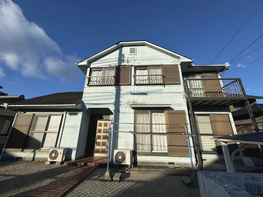 K様(奈良市)施工前_外壁全体 (3) 奈良市の外壁屋根塗装をした例 奈良市の外壁屋根塗装をリペイント匠が施工した写真