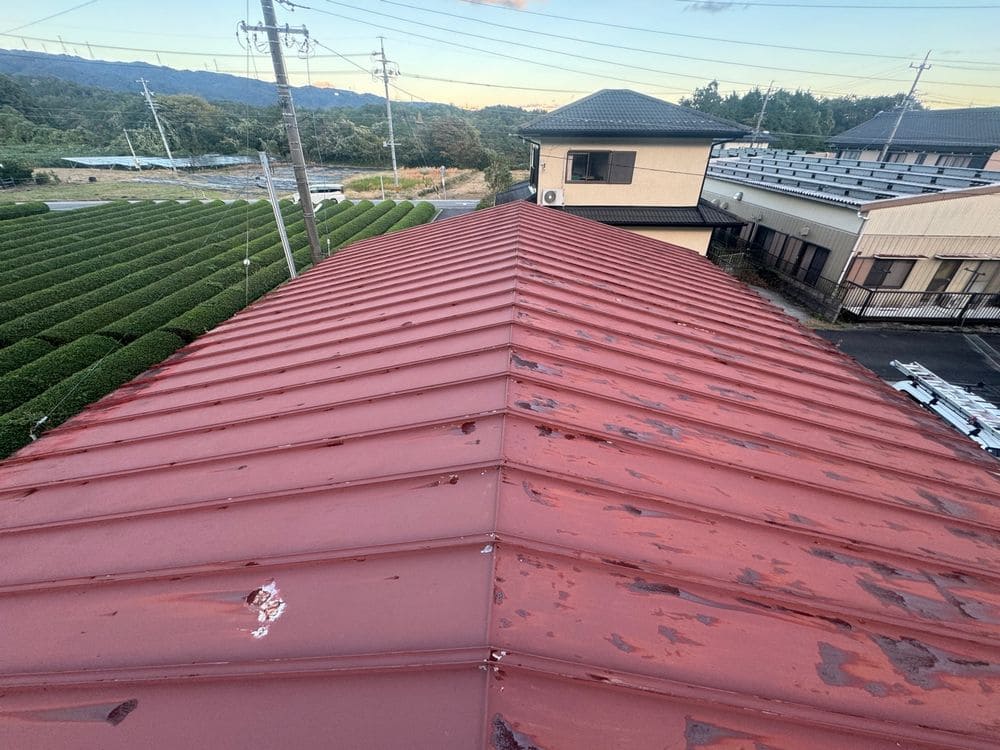 H様(奈良市北勢町)施工前_屋根全体 奈良市の屋根工事をリペイント匠が施工した写真