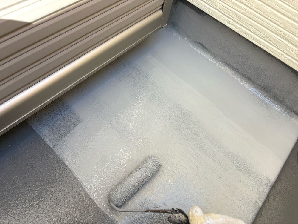 N様(奈良市)防水(一層目) 奈良市の防水工事をした例 奈良市の防水工事をリペイント匠が施工した写真