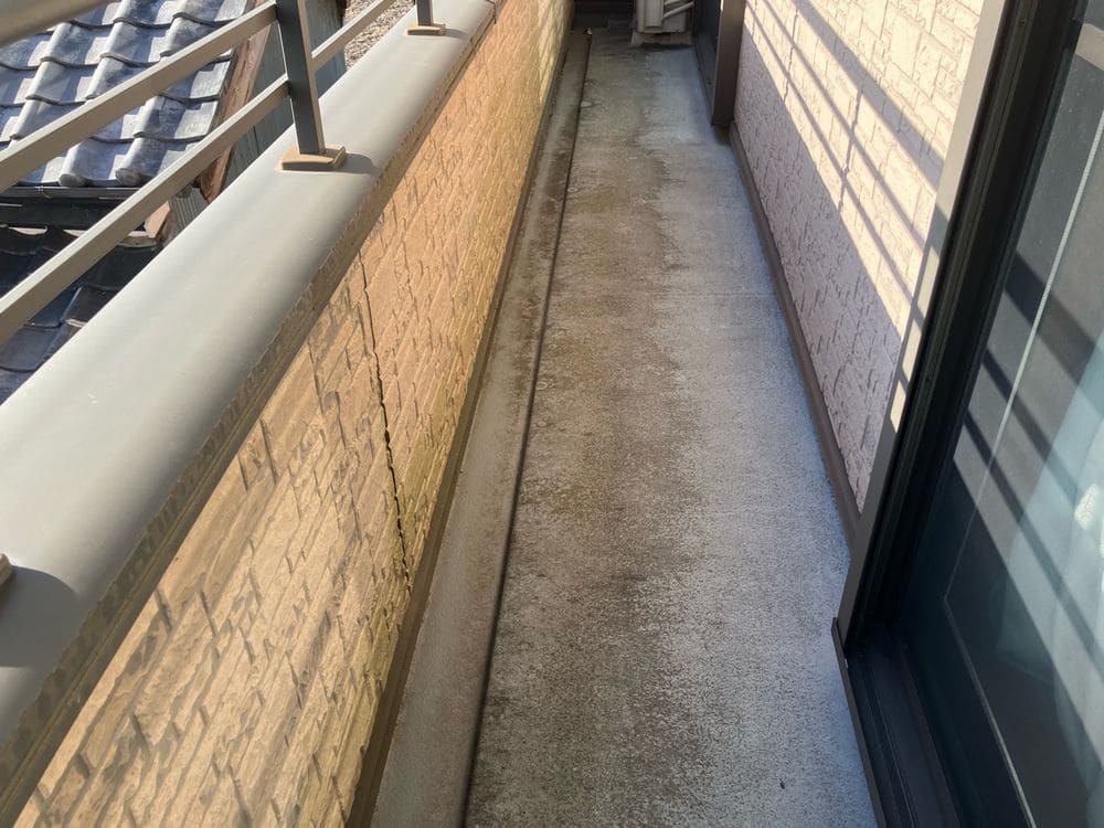 K様(奈良市)施工前_防水 奈良市の防水工事をリペイント匠が施工した写真