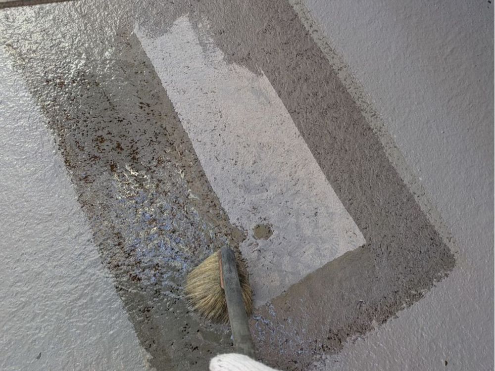 O様(橿原市)防水_プライマー塗布 橿原市の防水工事をリペイント匠が施工した写真