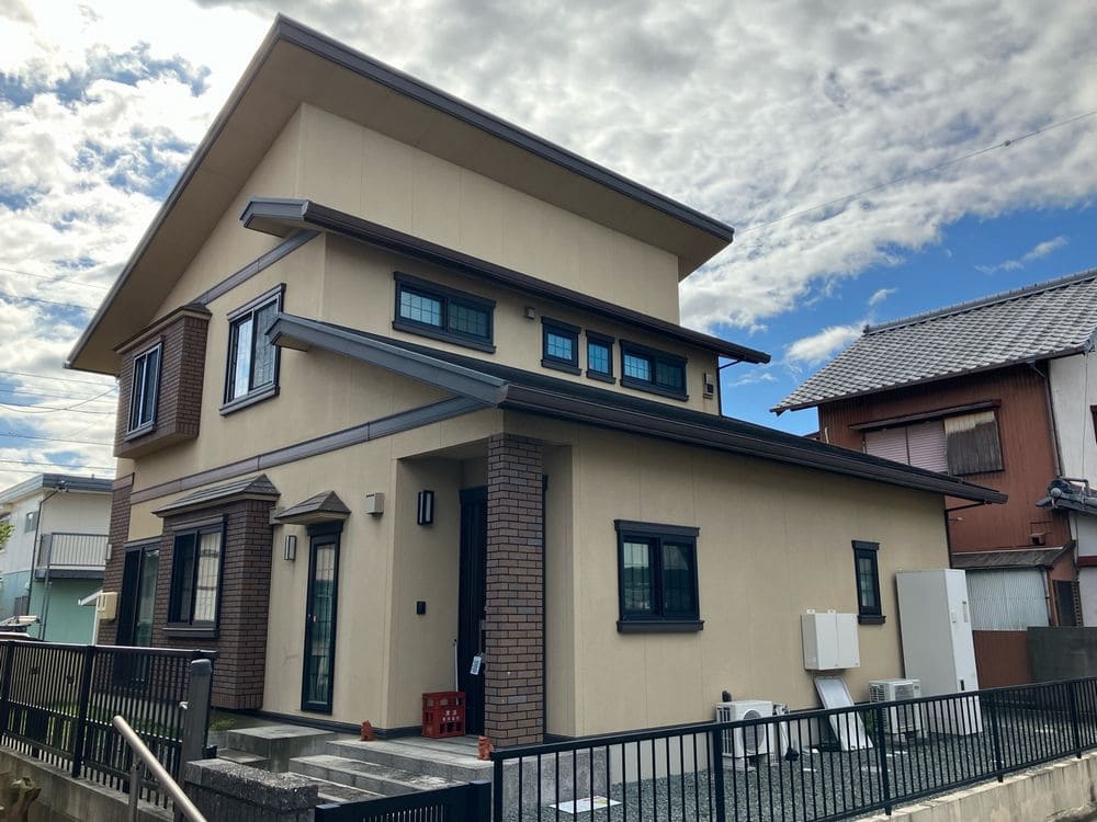 奈良市の外壁塗装、屋根塗装をリペイント匠が施工した写真
