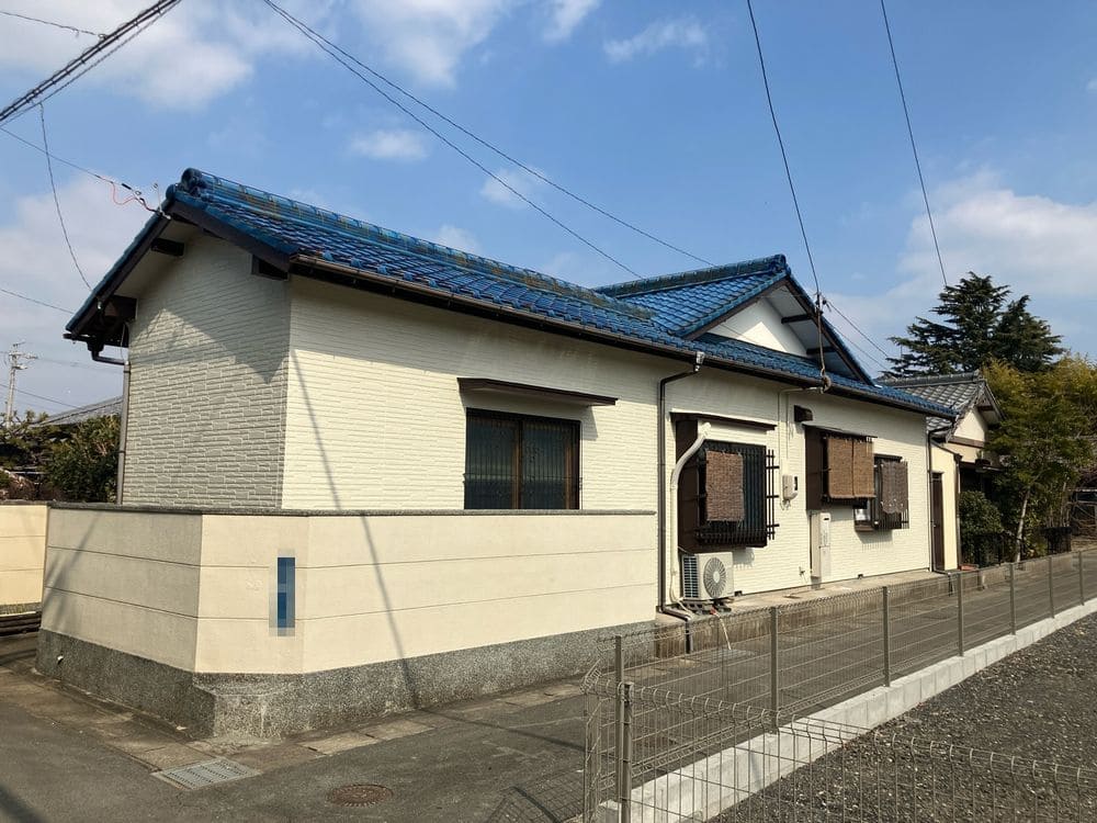 奈良市I様 施工後_外壁全体 (1) 奈良市の外壁塗装をリペイント匠が施工した写真