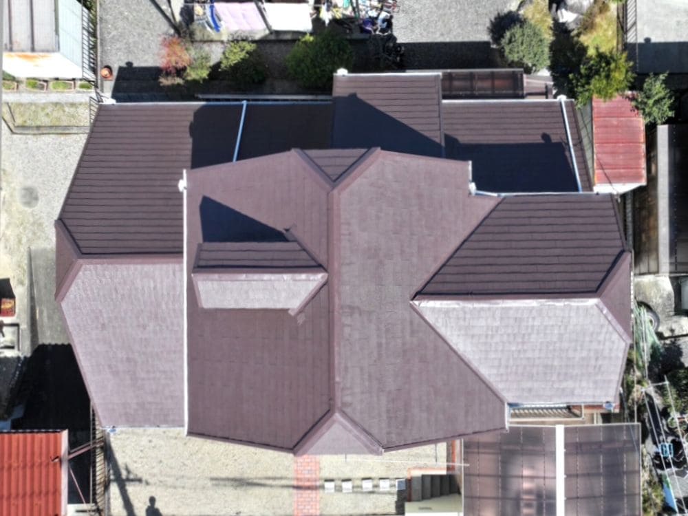 K様(奈良市)施工後_屋根全体 奈良市の外壁屋根塗装をした例 奈良市の外壁屋根塗装をリペイント匠が施工した写真